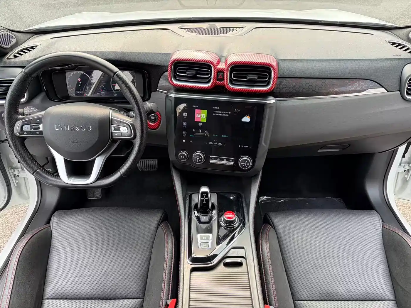 Lynk & Co 03 2019 2.0TD Auto Power Pro Version фото 9
