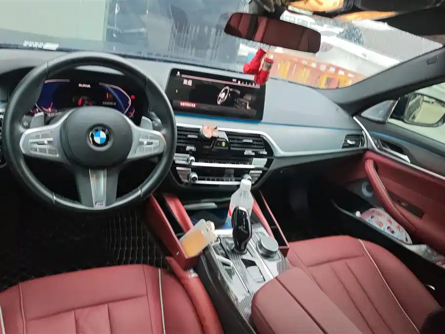 BMW 5 Series 2023 Facelift 530Li Leading M Sport Package фото 12