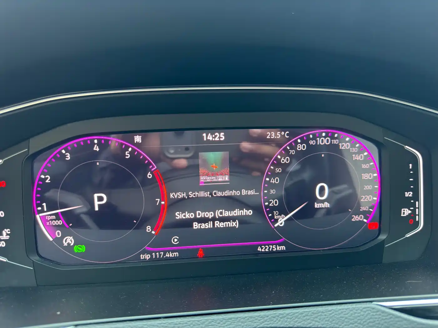 Volkswagen Magotan 2023 Model 2 Million Commemorative Edition 330TSI DSG Luxury фото 19
