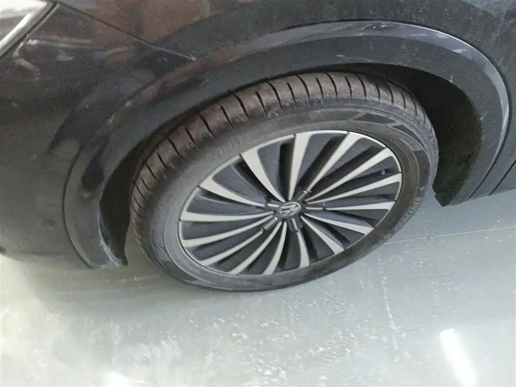 Volkswagen Viloran 2024 380TSI Executive Edition фото 25
