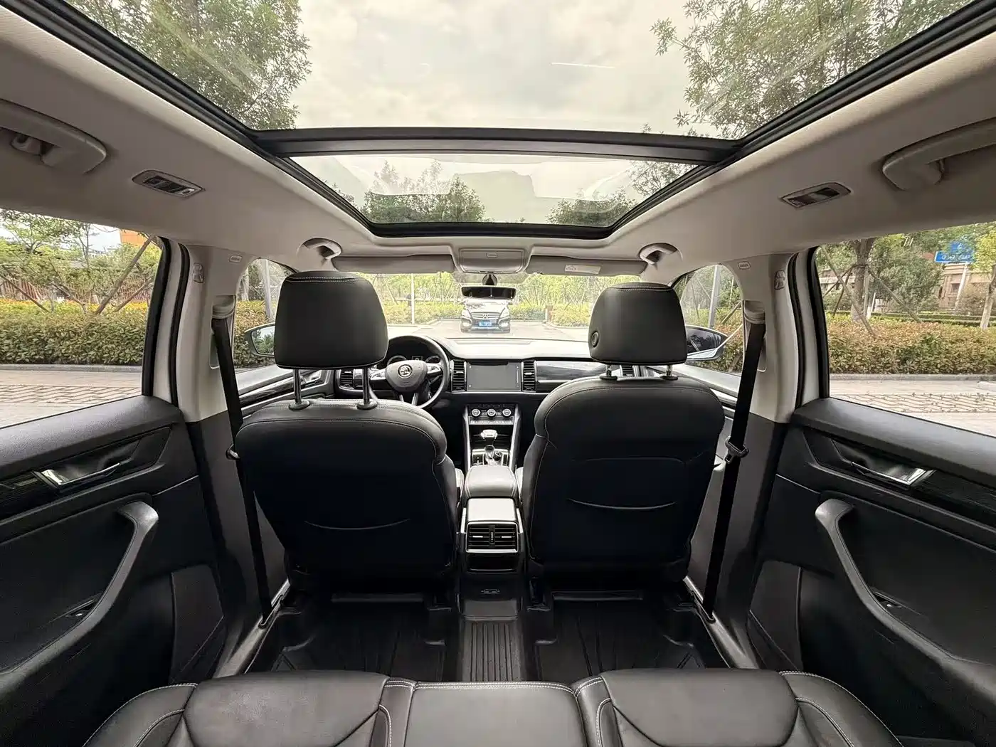 Škoda Kodiaq 2018 Facelift TSI330 5-seat 2WD Premium Luxury Edition фото 13