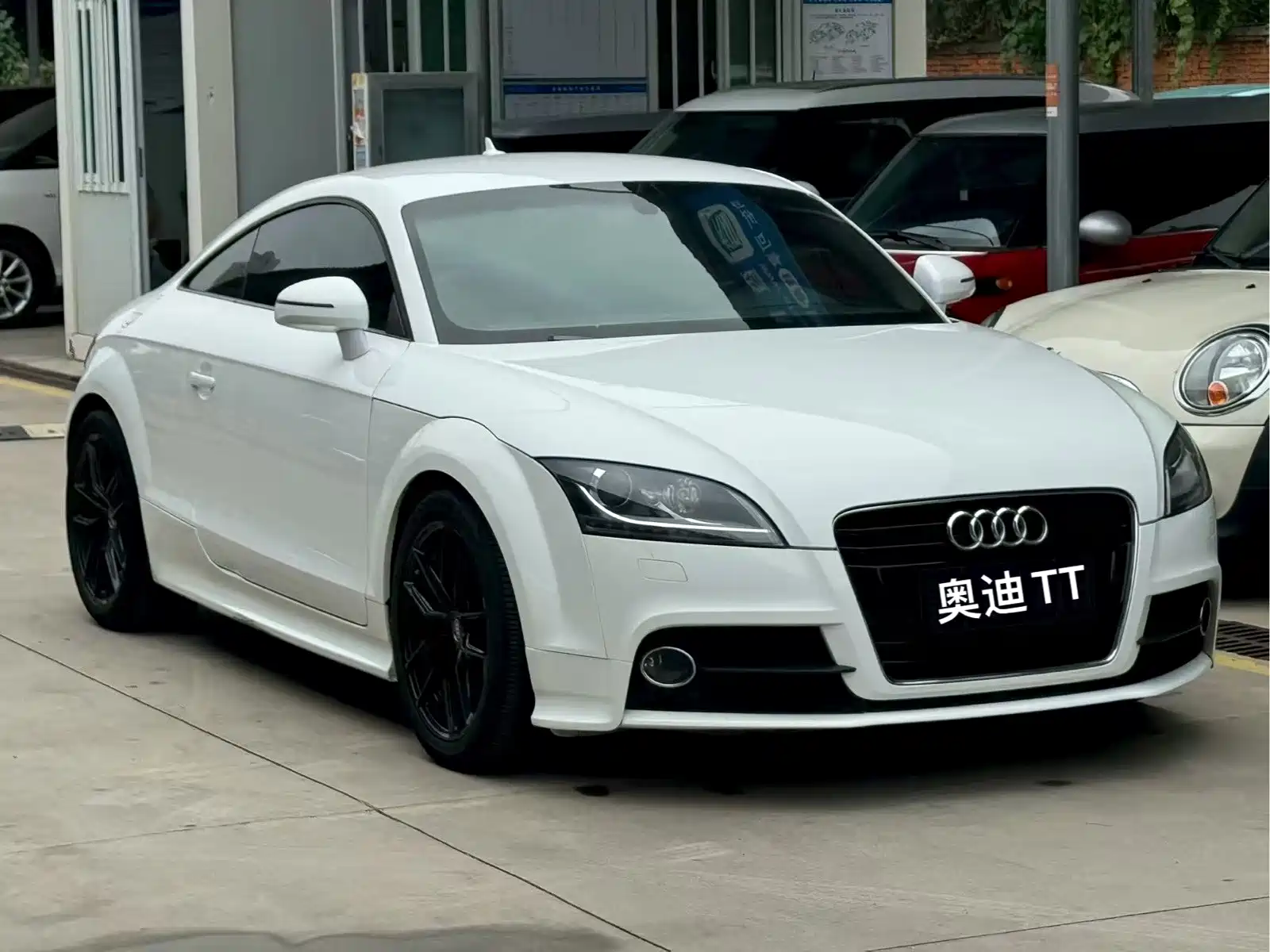 Photo 3 - Audi TT