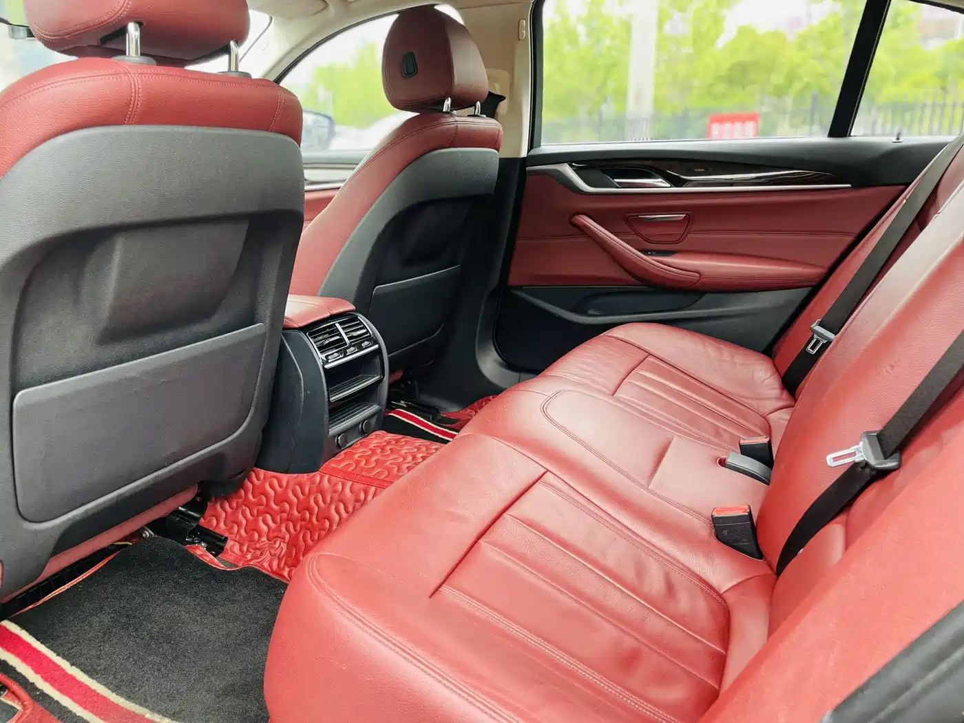 BMW 5 Series 2018 528Li Launch Special Edition фото 5