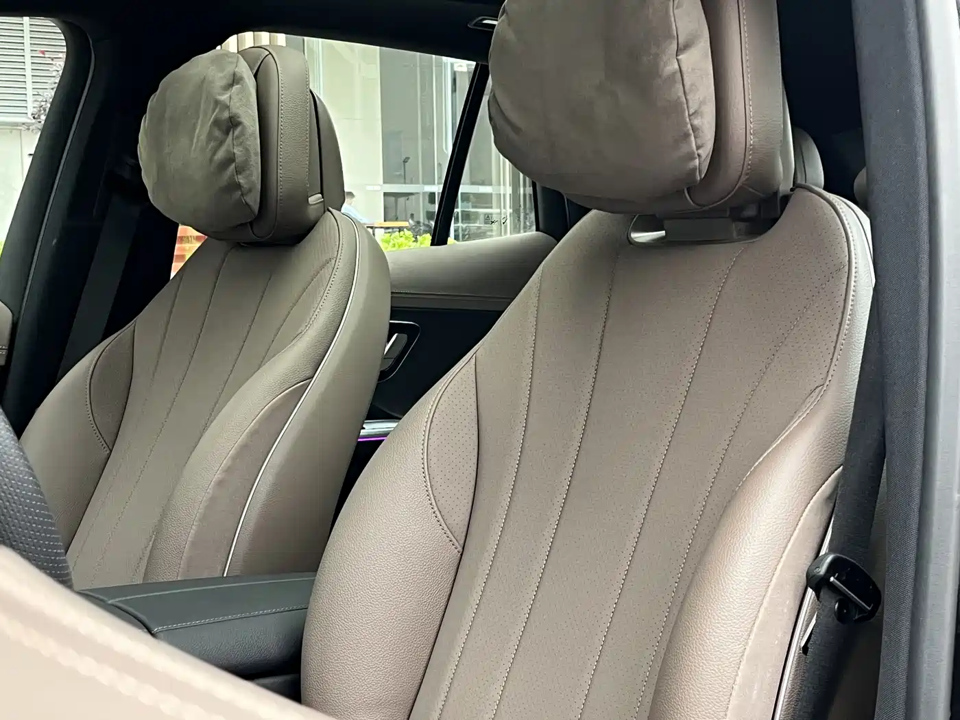Mercedes-Benz EQE SUV 2024 500 4MATIC Luxury Edition фото 16