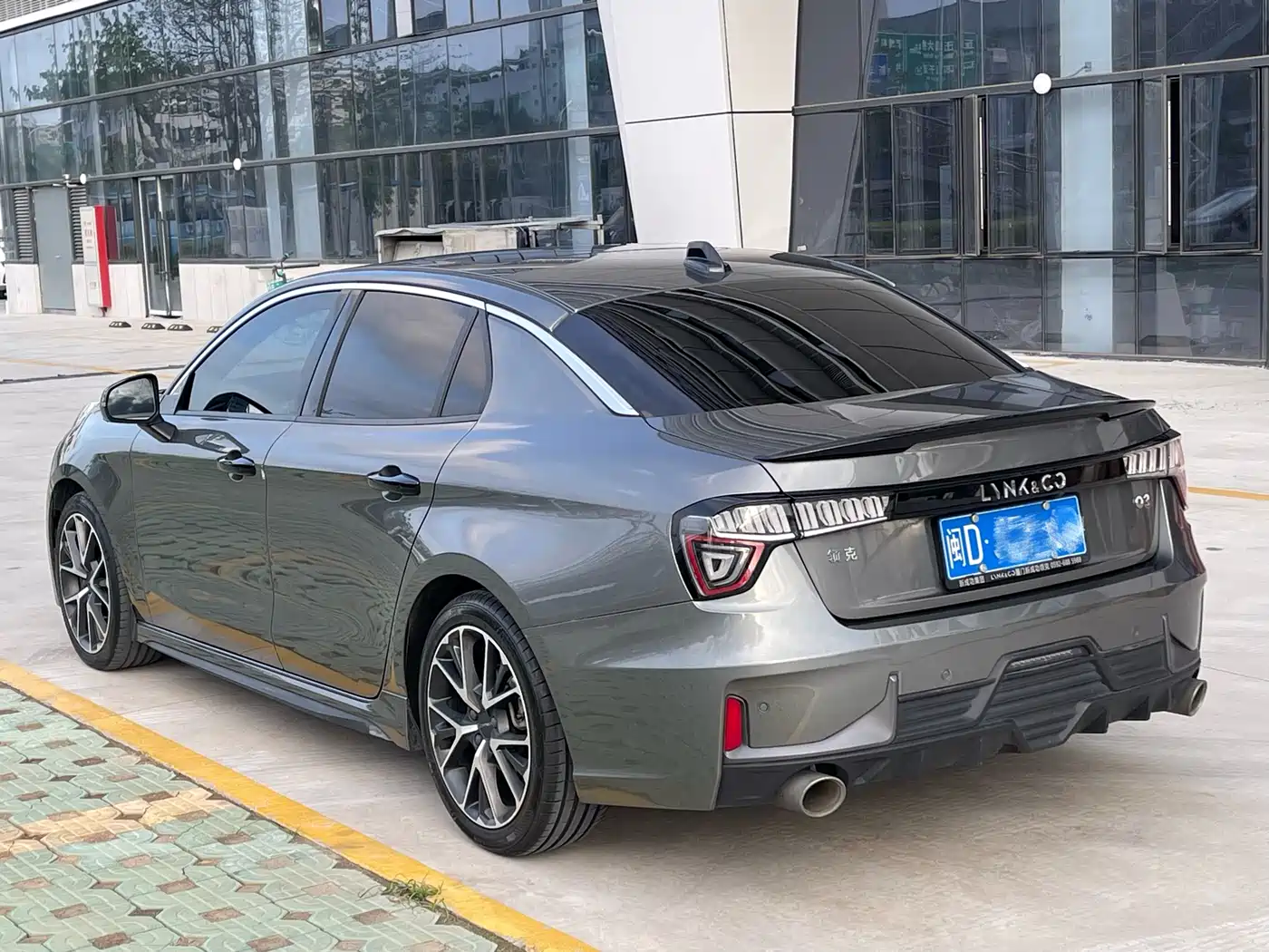 Lynk & Co 03 2021 1.5TD DCT Jin Champion Edition фото 6
