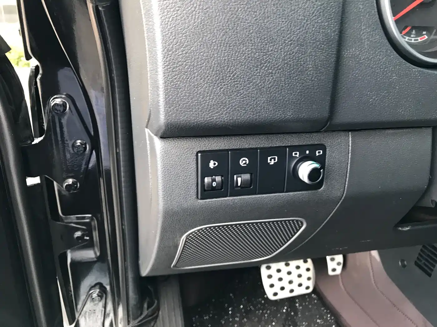 BAIC ORV Beijing Offroad BJ40 2016 2.3T Automatic 4WD Luxury Edition фото 8