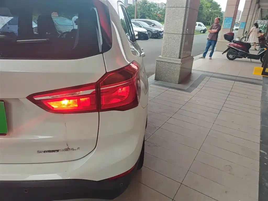 BMW X1 2019 sDrive18Li Fashion Model фото 8