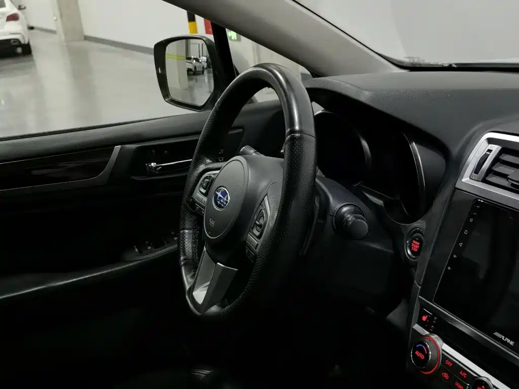 Subaru Outback 2015 2015 2.5i Luxury Navigation Edition