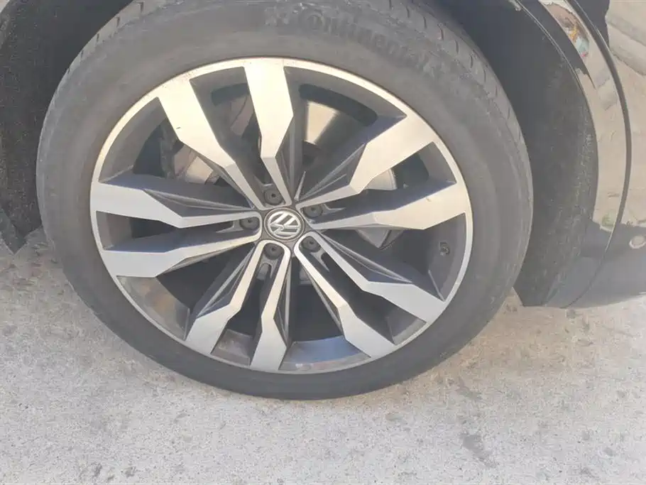 Volkswagen Touareg 2019 3.0TSI Sharp Intelligence Edition China VI фото 6