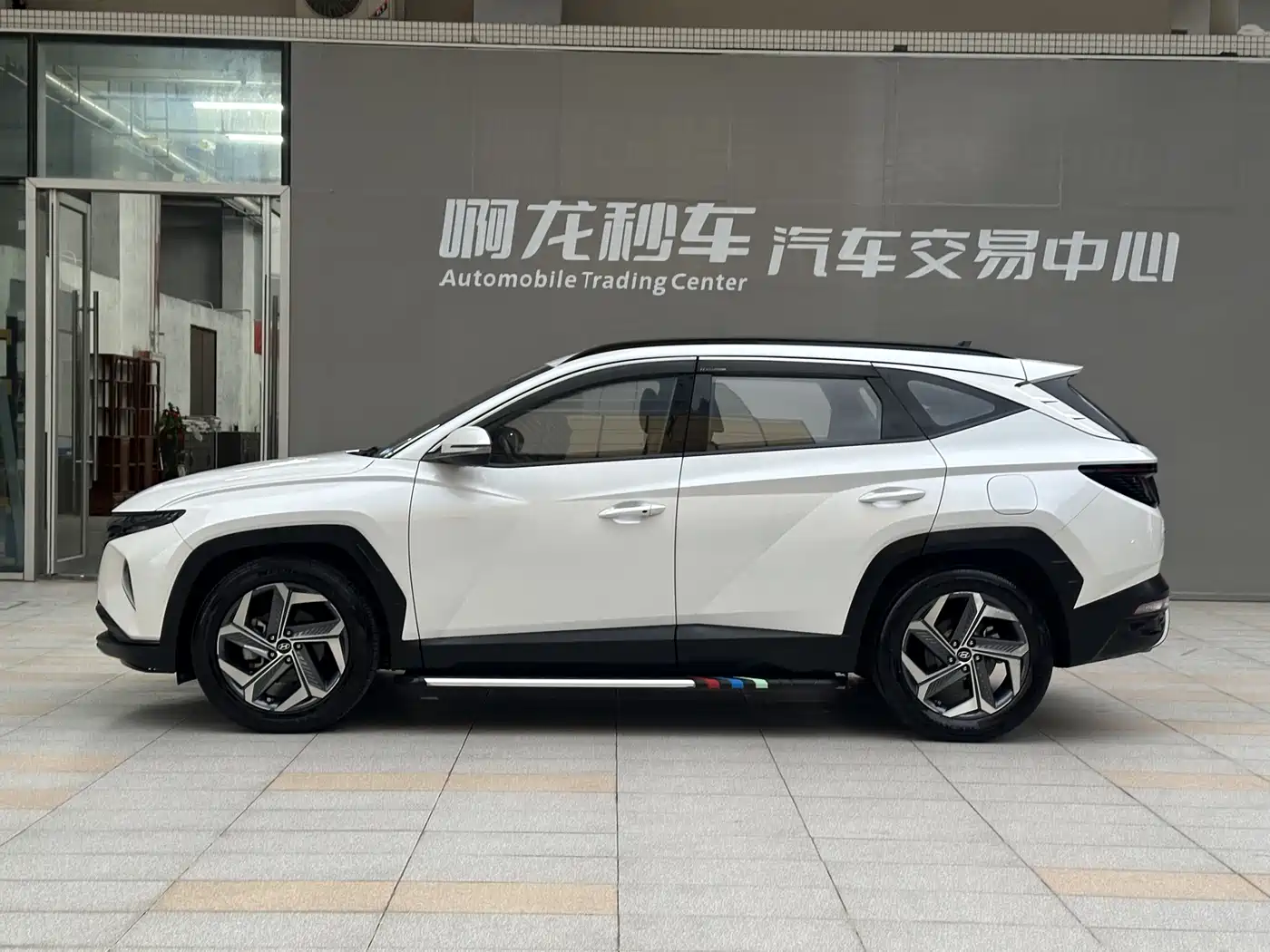 Hyundai Tucson 2021 Tucson L 1.5T DCT LUX Premium фото 4