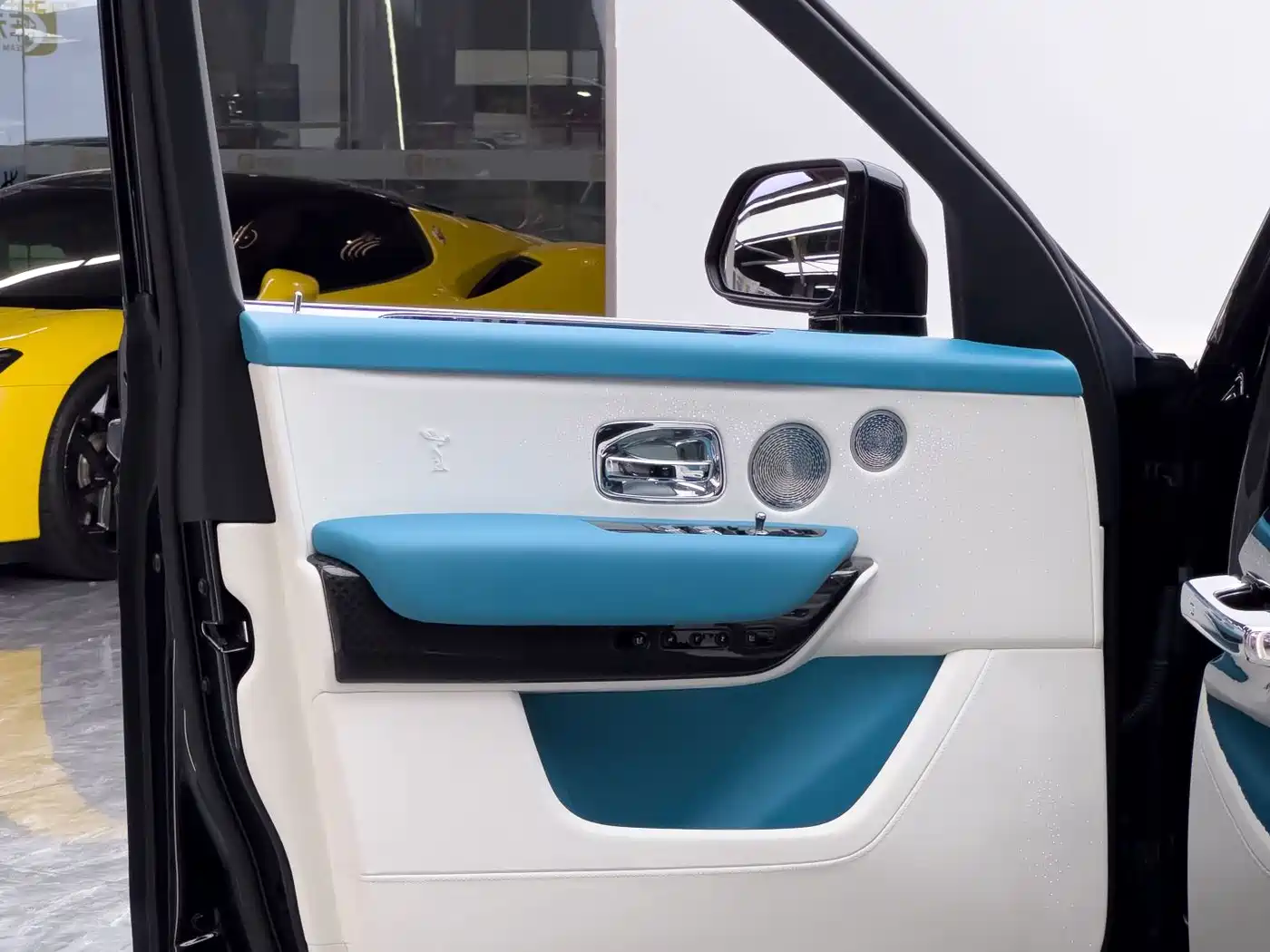 Rolls-Royce Cullinan 2019 2018 5-Seater Version