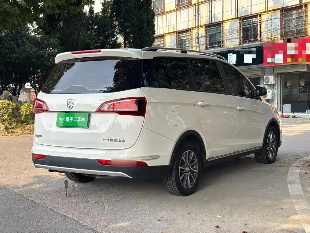 Baojun 730 2021 2021 1.5L Manual Fashion 7-Seater