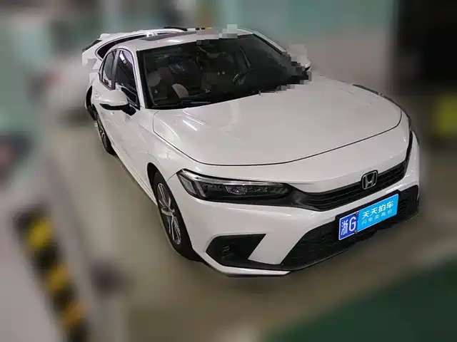 Honda Civic 2022 240TURBO CVT Sport Edition — фото 3