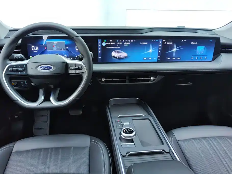 Ford Mondeo 2025 2025 1.5T EcoBoost Luxury