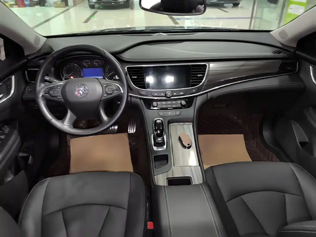Buick LaCrosse 2022 652T Luxury фото 10