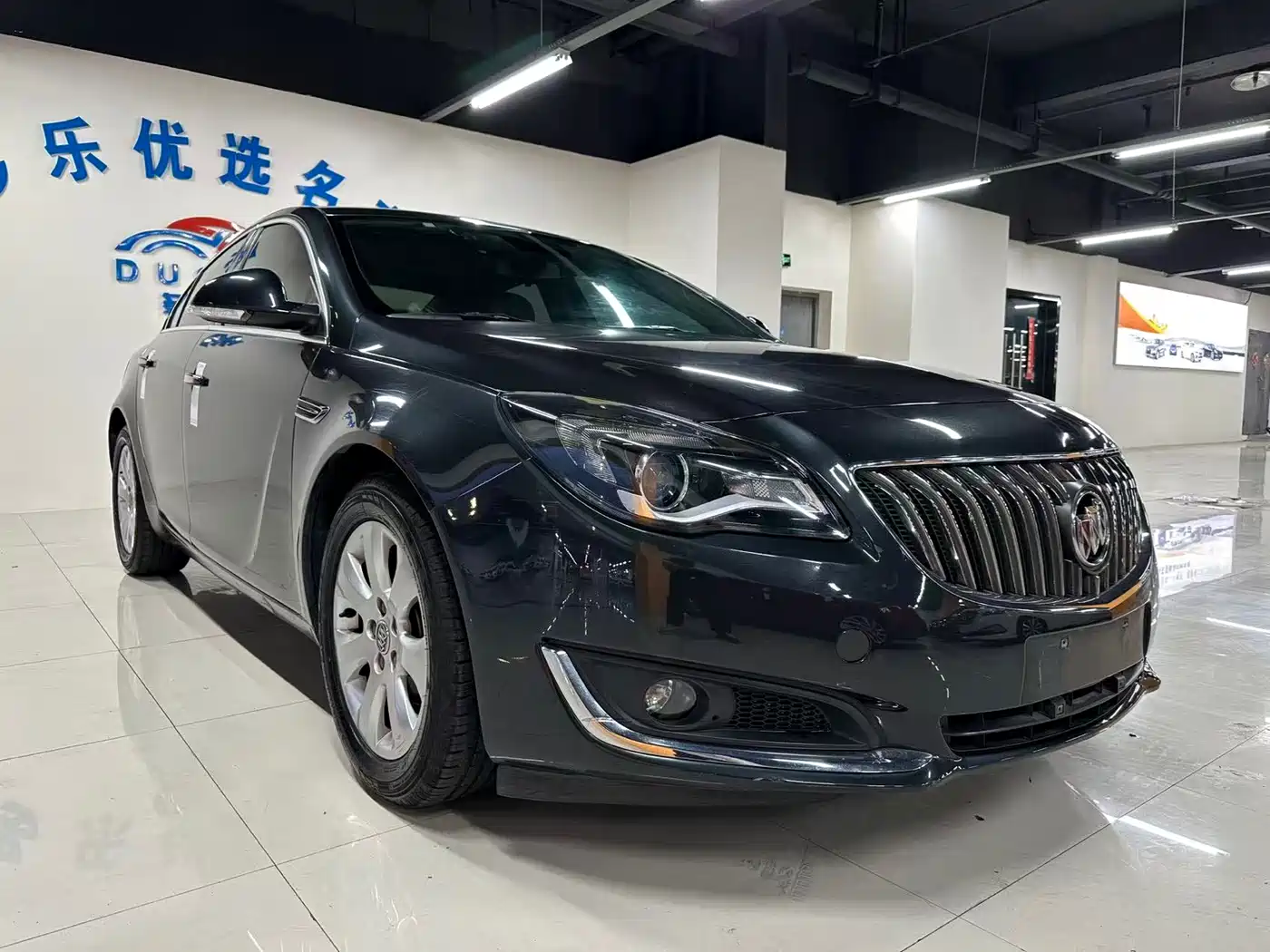 Buick Regal 2014 2.0L Elite Fashion Type фото 3