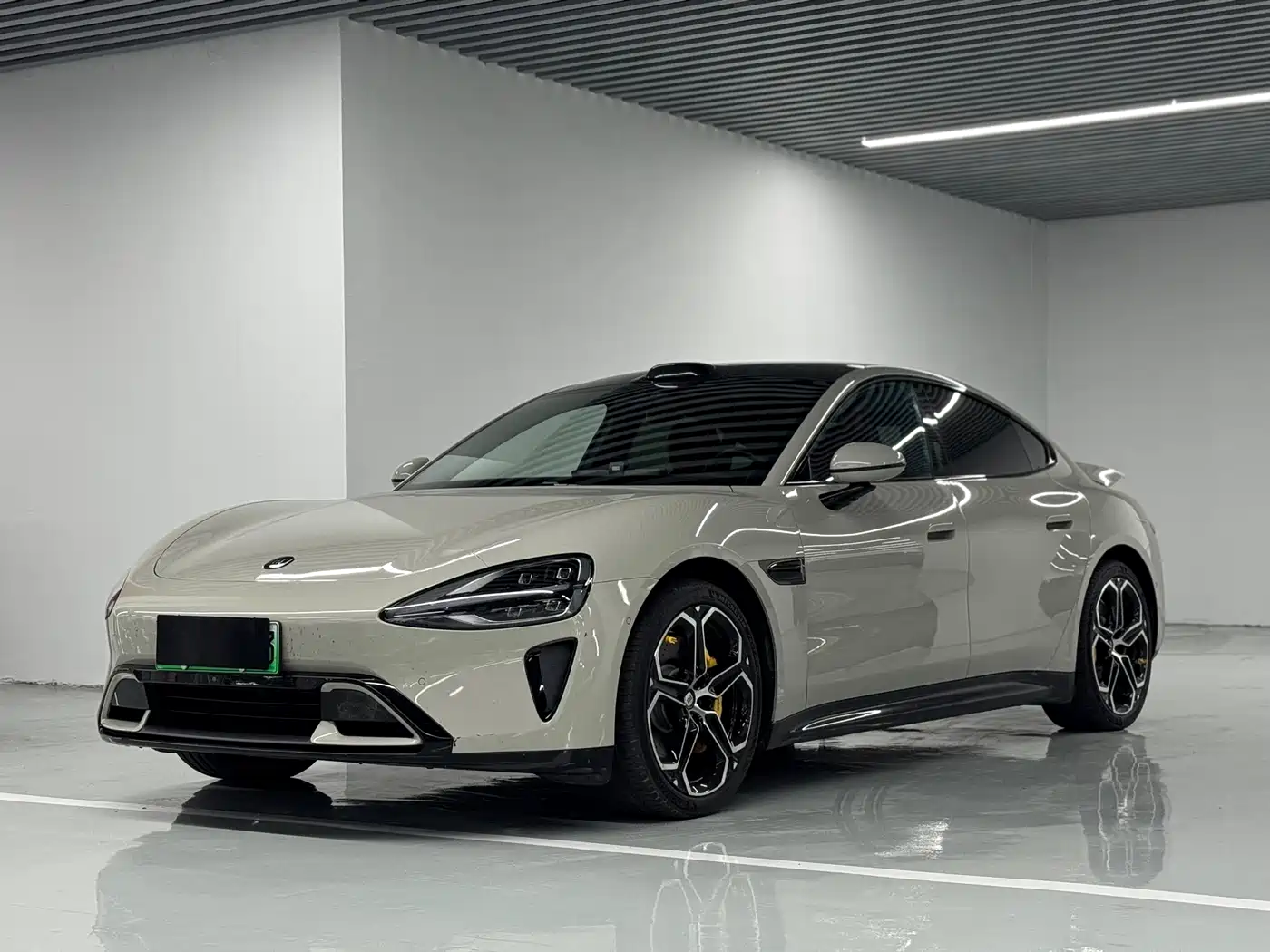 XIAOMI CAR XIAOMI SU7