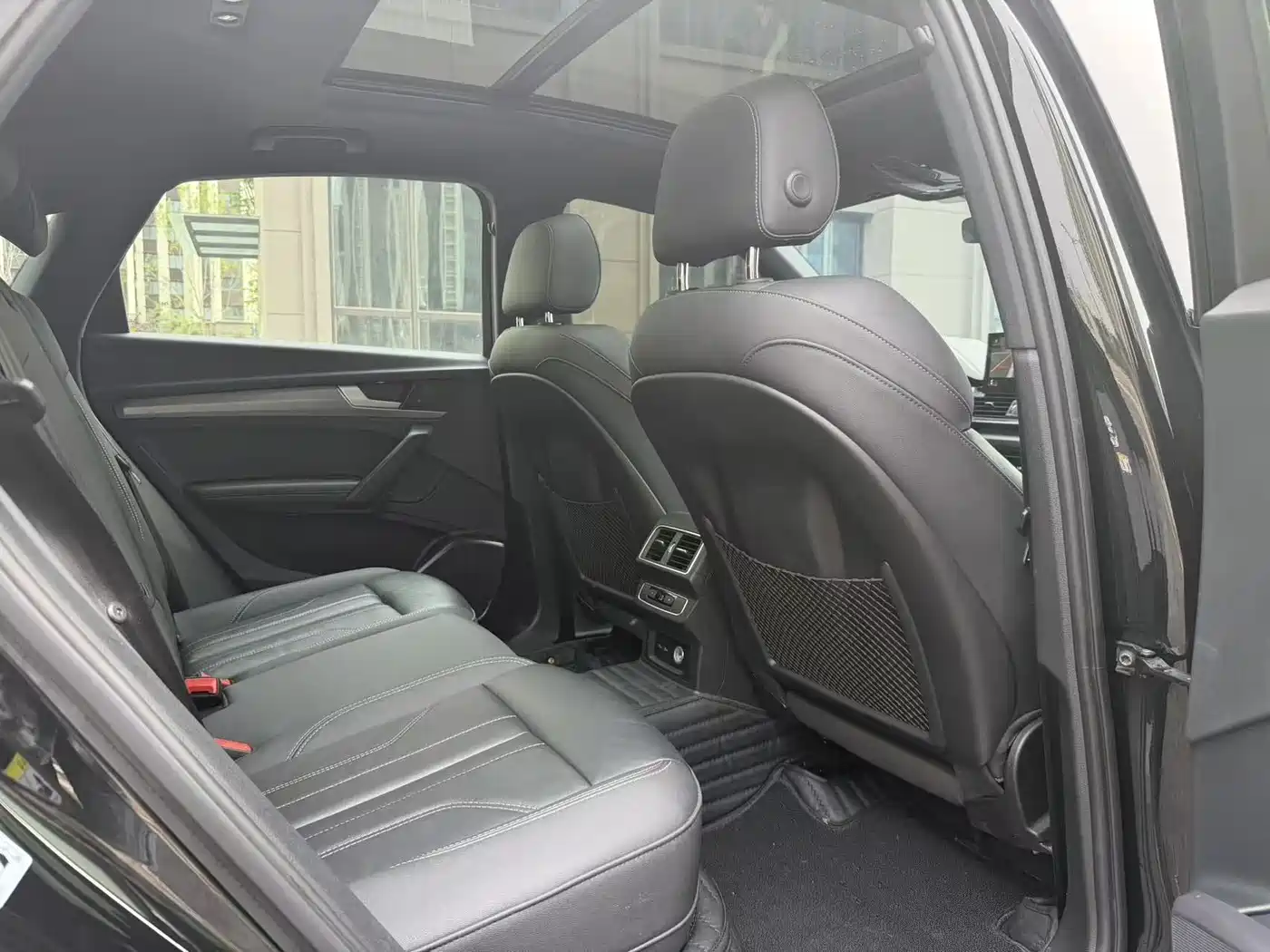Audi Q5L Sportback 2022 40 TFSI RS Kit Speed Edition фото 5