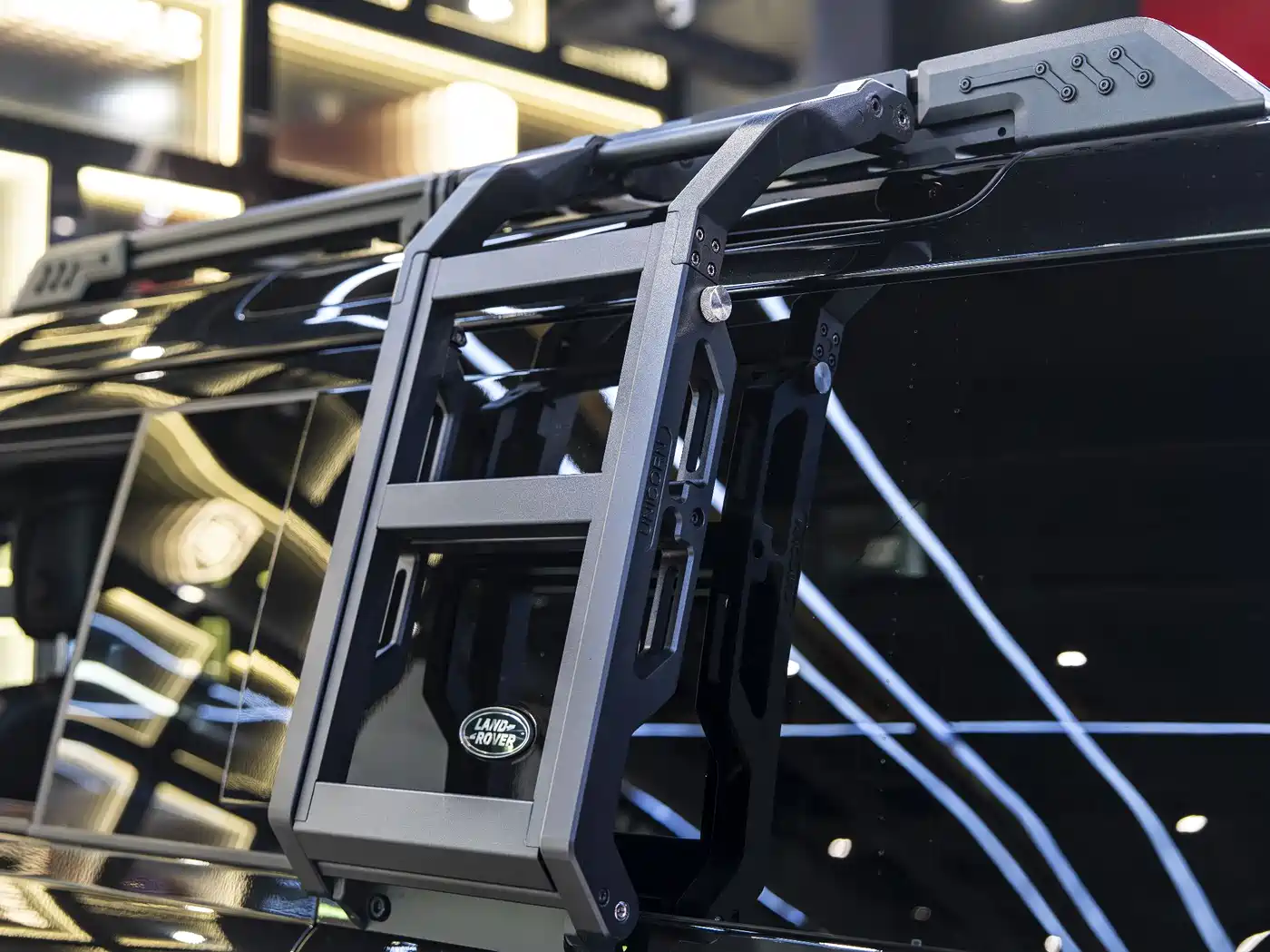 Land Rover Defender 2024 110 3.0T P400 X-DYNAMIC HSE фото 12