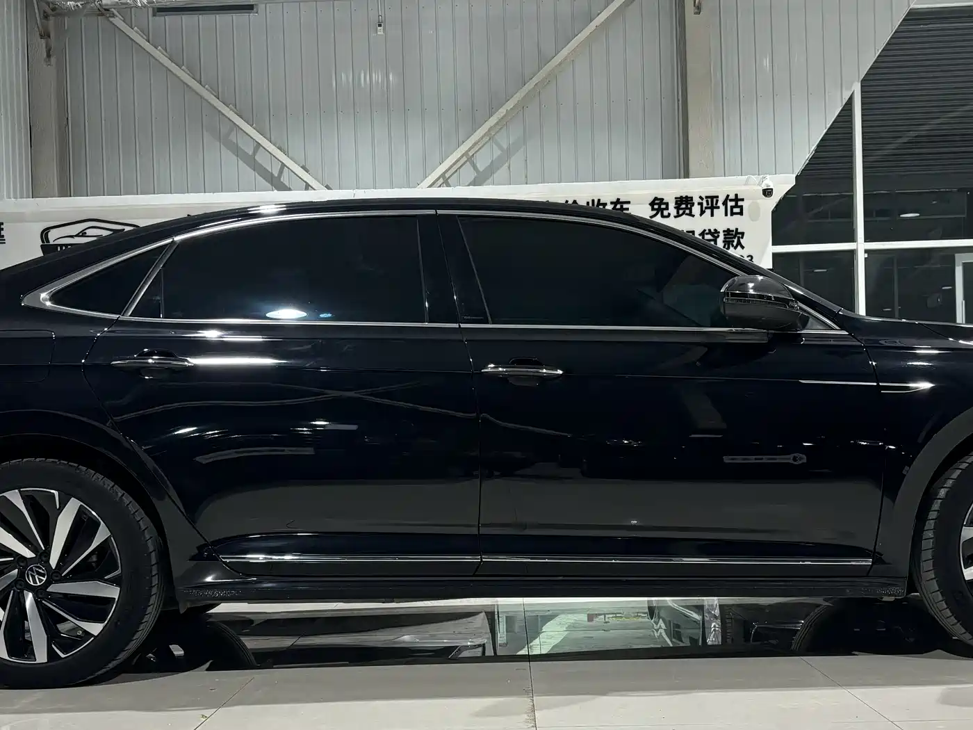 Volkswagen Passat 2022 330TSI Premium Edition фото 7