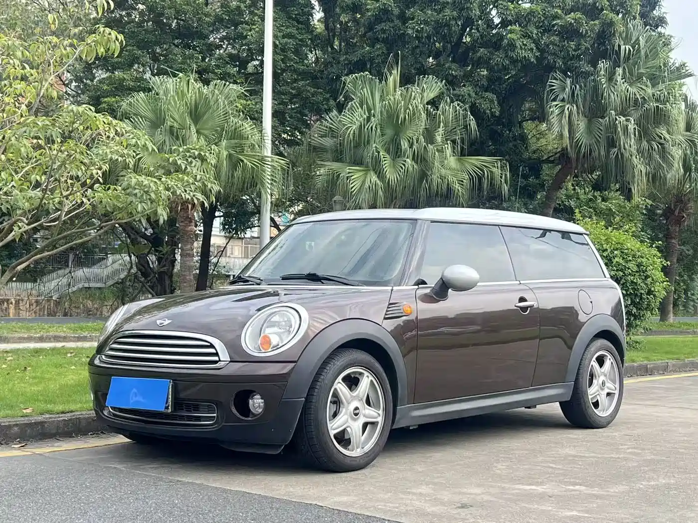 MINI CLUBMAN 2010 2010 1.6L COOPER Cheer