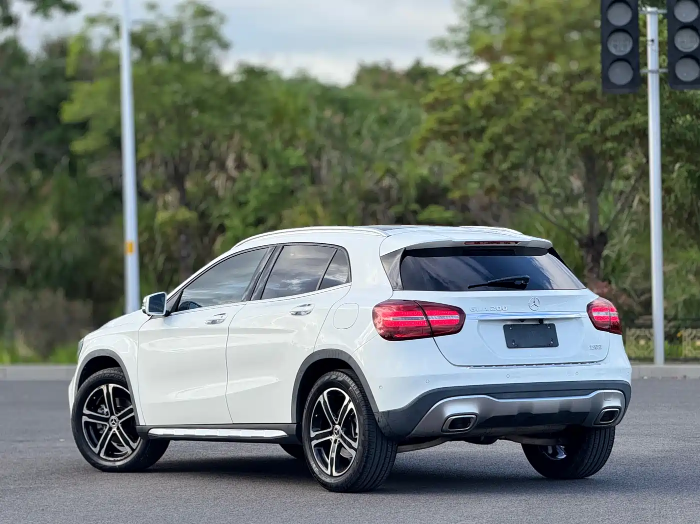 Mercedes-Benz GLA 2018 GLA 200 Fashion фото 16
