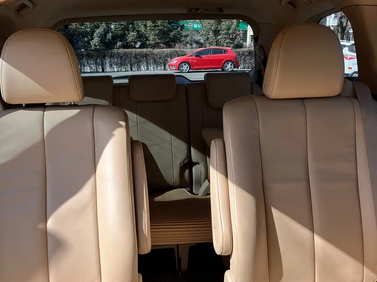 Toyota Previa 2012 2.4L 7-Seater Luxury Edition фото 7