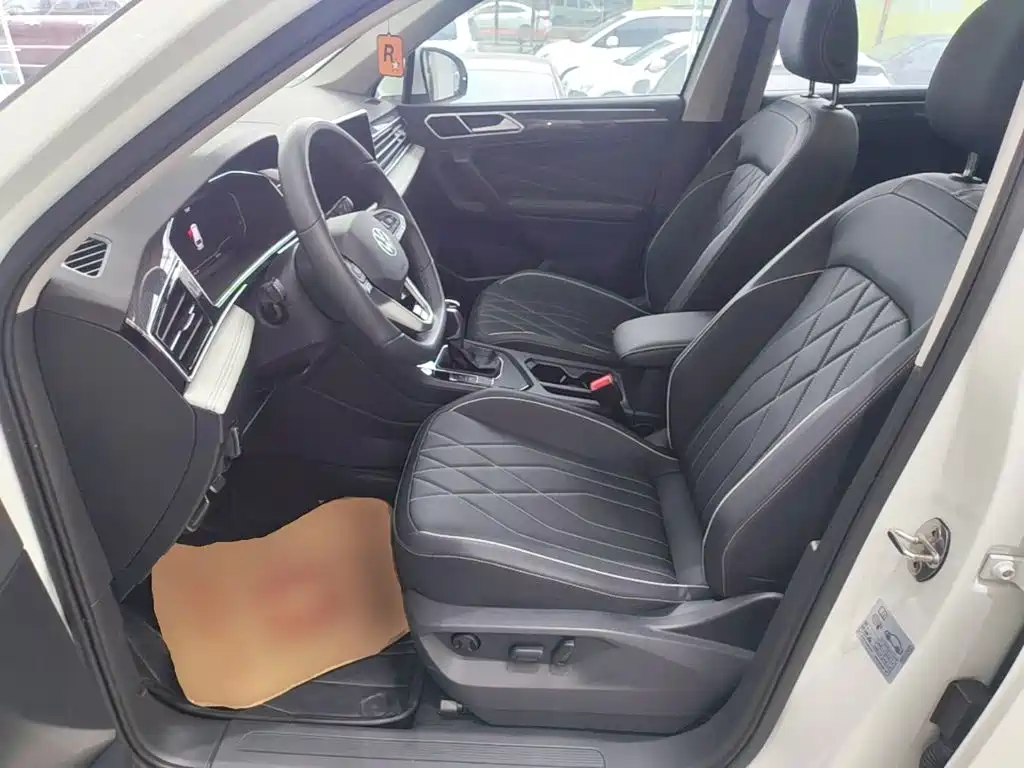 Volkswagen Tiguan L 2025 2024 330TSI Automatic 2WD R-Line Premium Enjoyment Edition