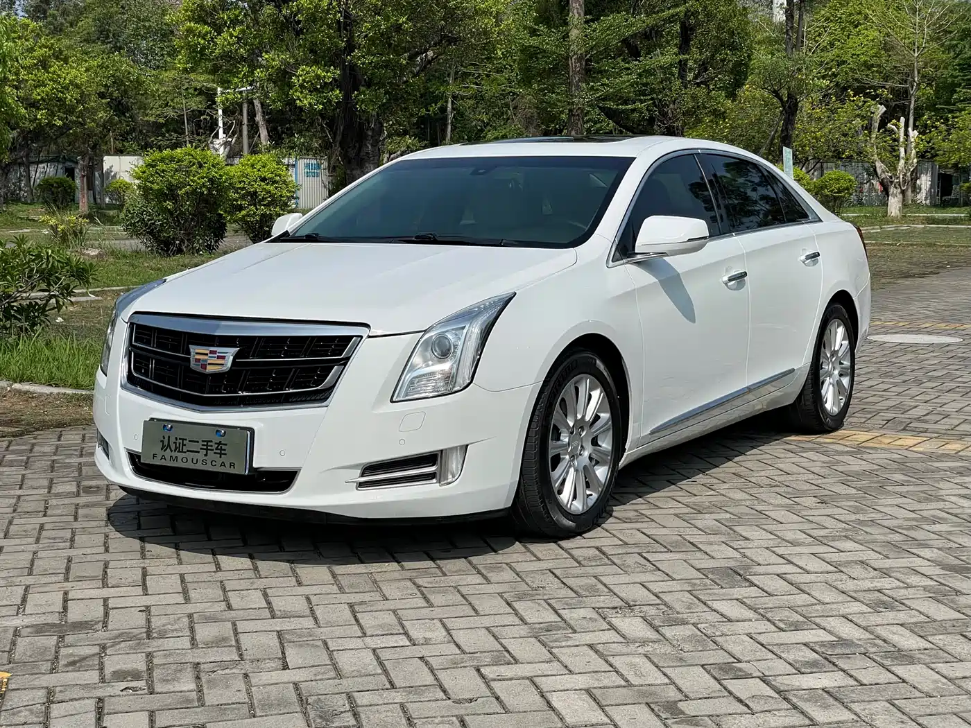 Cadillac XTS 2017 28T Technology