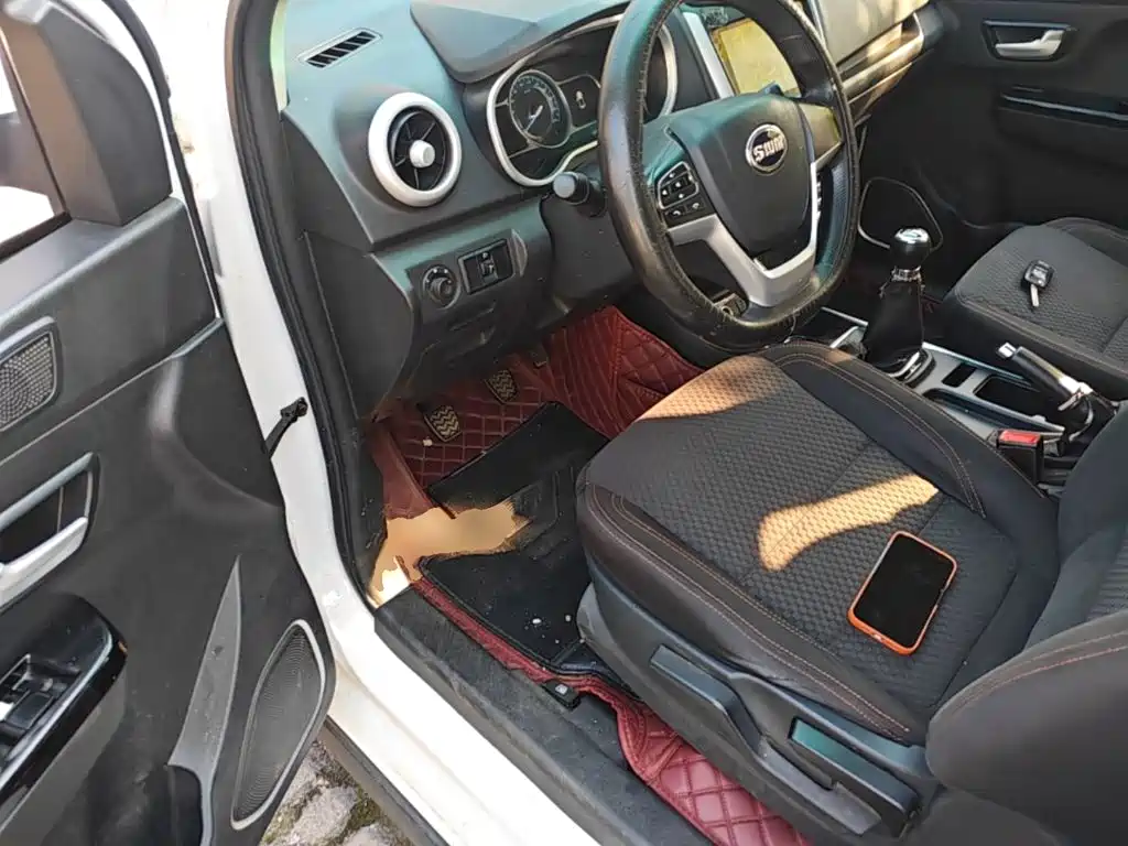 SWM Motor SWM X3 2021 2020 1.5L Manual Value 7-seater