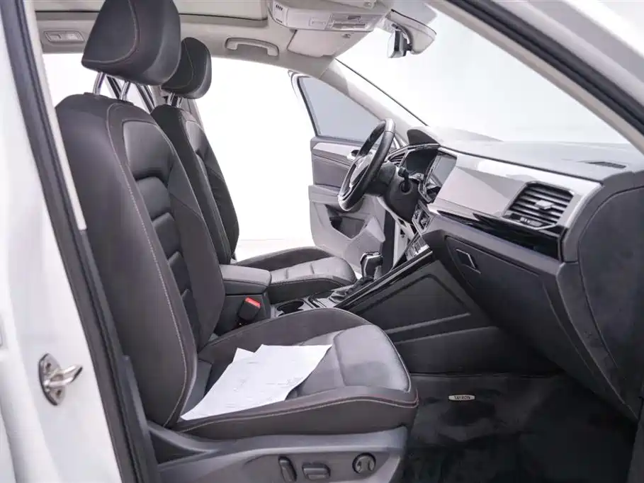 Volkswagen Tayron 2022 280TSI 2WD Luxury Smart Connect Edition фото 17