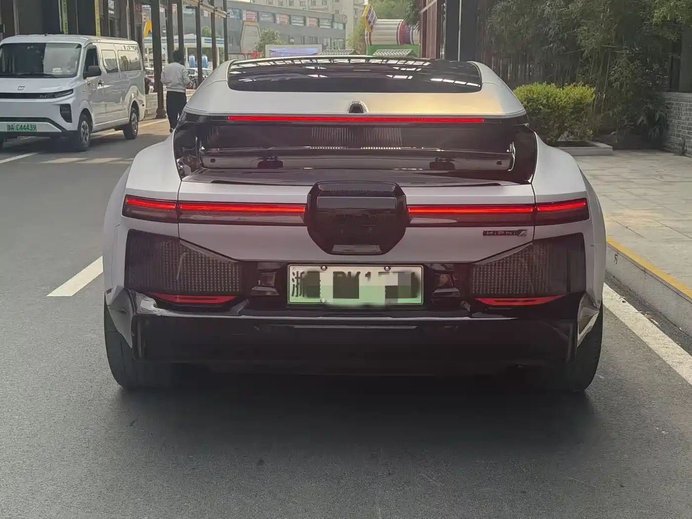 HiPhi Z 2023 4-Seater Edition фото 5