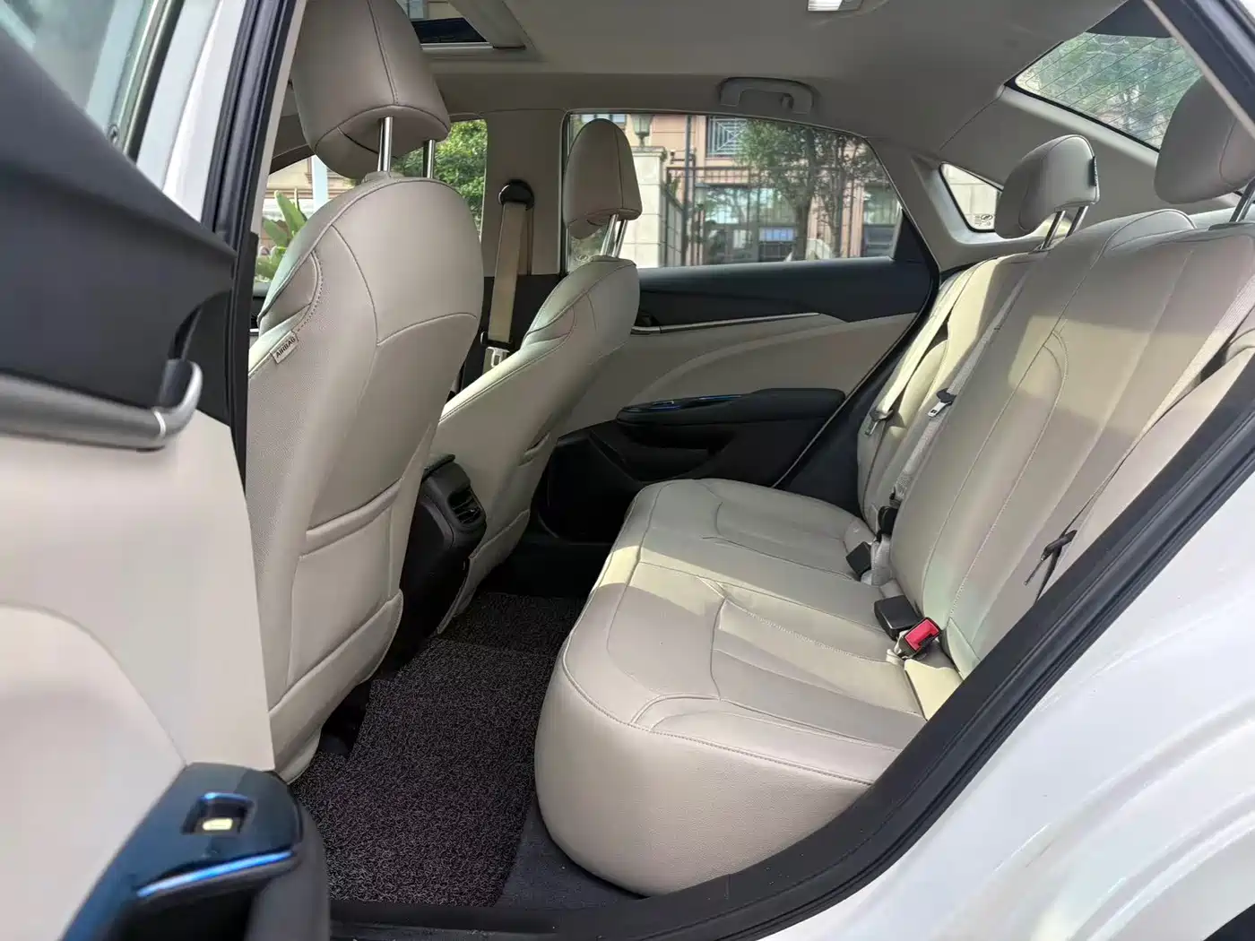 Buick Excelle 2018 15T Dual Clutch Elite (China V) фото 7