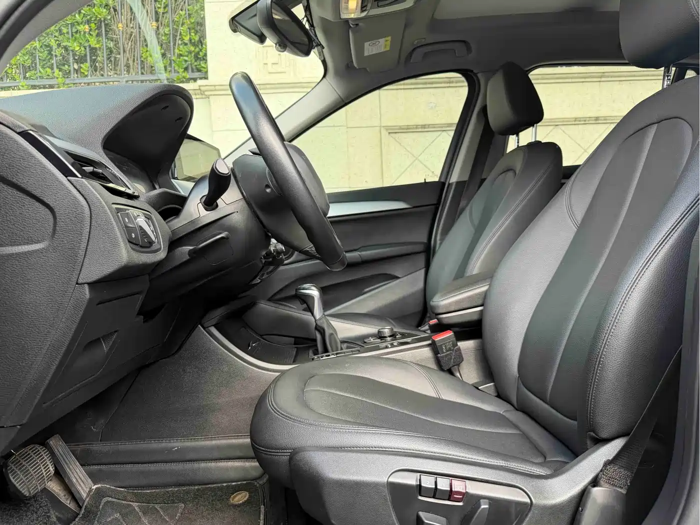 BMW X1 2018 sDrive20Li Leading Model фото 6