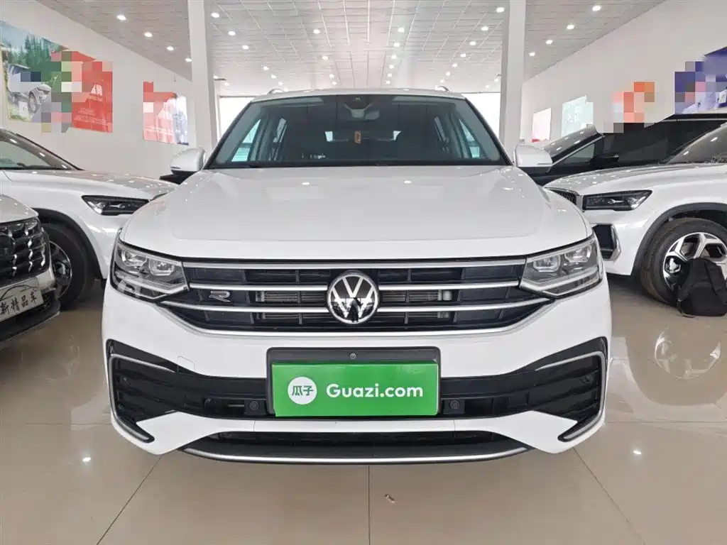 Volkswagen Tiguan L 2023 330TSI Auto 2WD R-Line Premium Edition фото 3