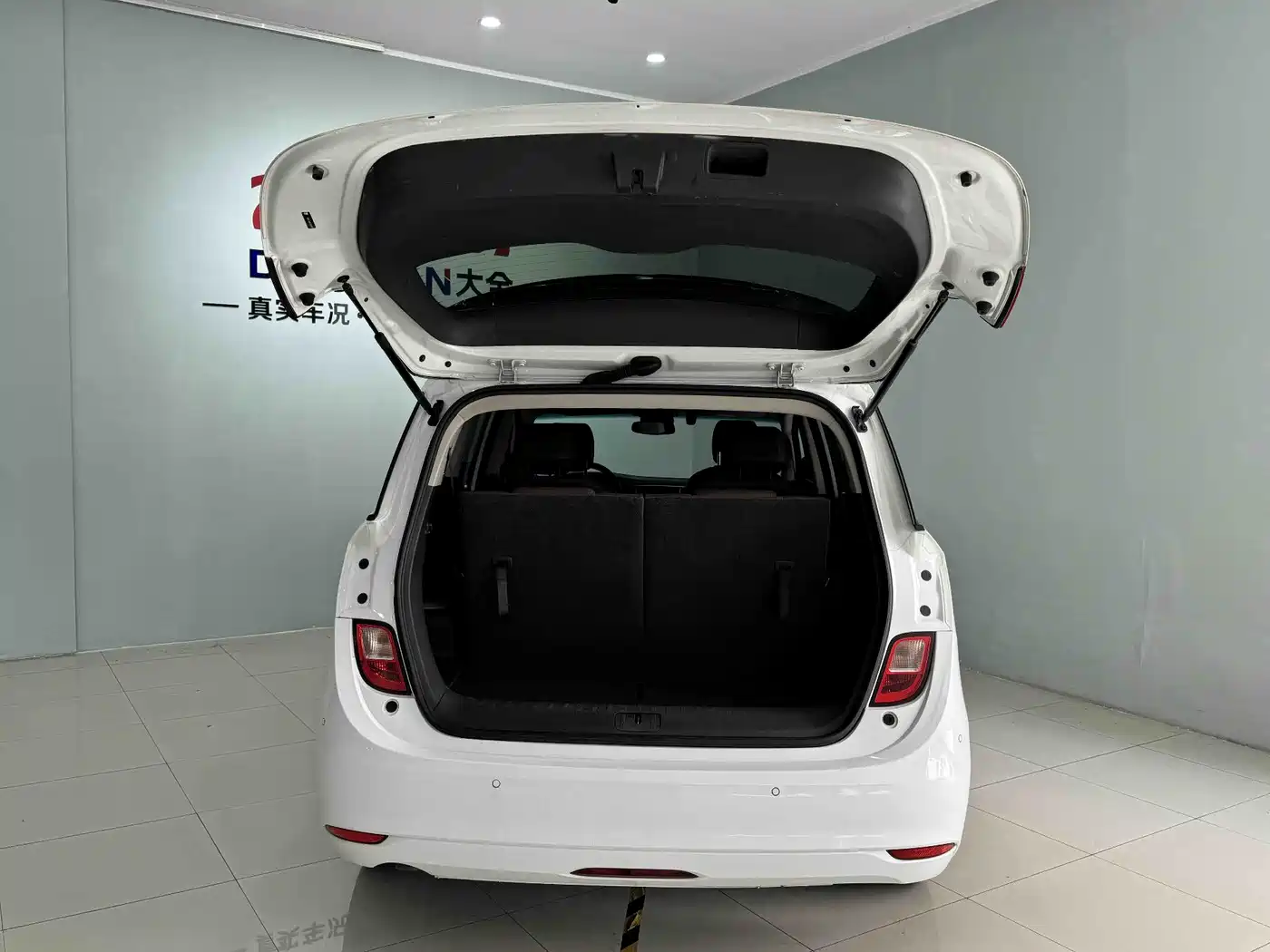 Buick GL6 2019 18T 6-seat Connected Premium China VI фото 20
