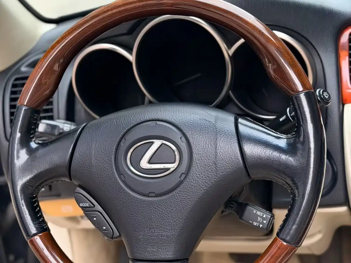 Lexus SC 2007 2005 430