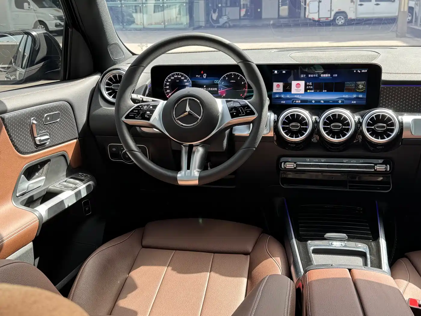 Mercedes-Benz GLB 2024 GLB 220 Fashion фото 19