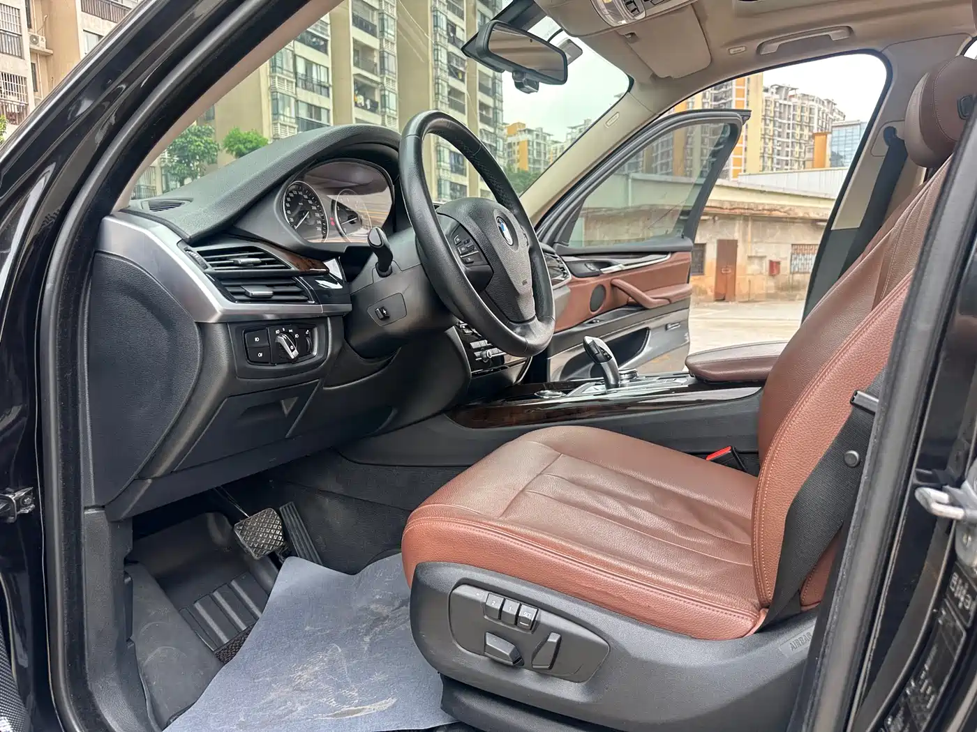 BMW X5 (Import) 2014 xDrive35i Leading фото 6