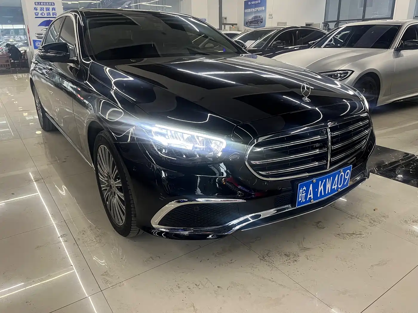 MERCEDES-BENZ E CLASS