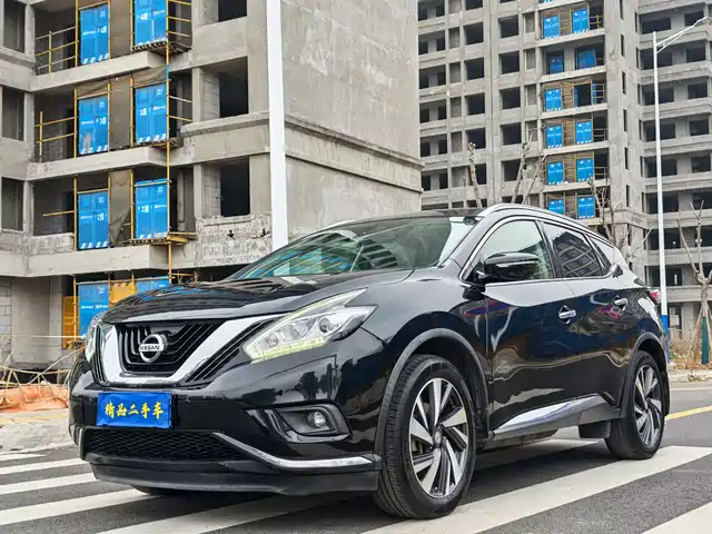 NISSAN LOULAN