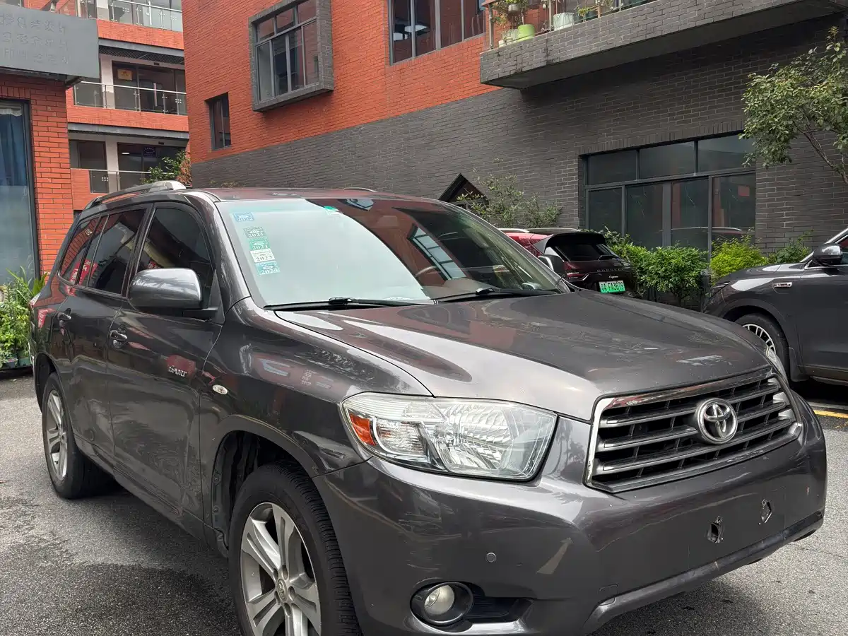 Toyota Highlander 2010 2009 2.7L 2WD 7-Seater Premium