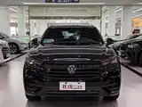 Фото 2 - Volkswagen Touareg