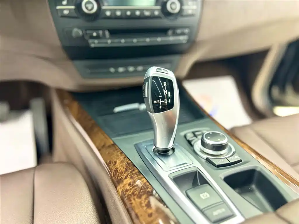 BMW X5 (Import) 2013 xDrive35i Leading фото 15