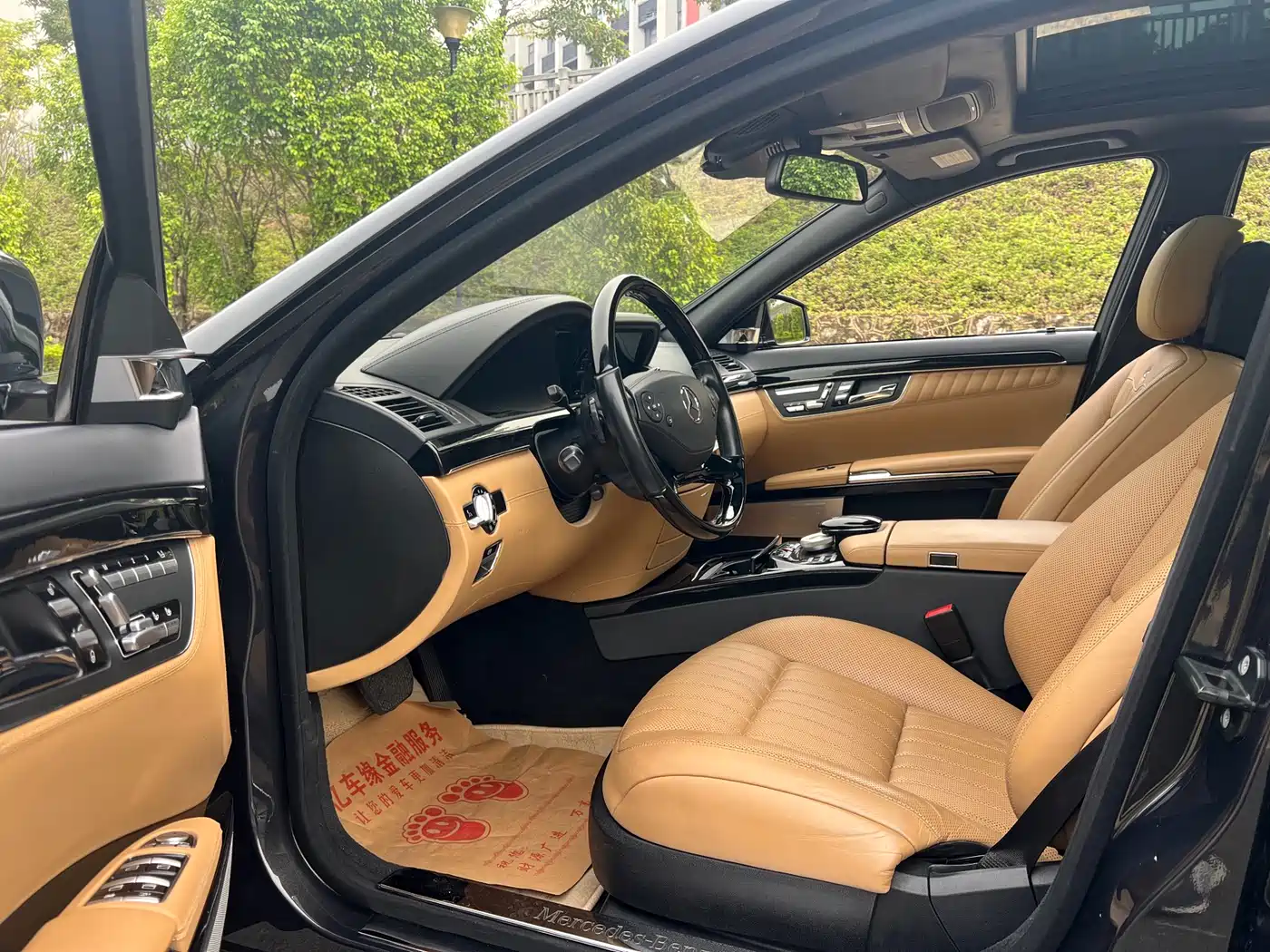 Mercedes-Benz S-Class 2012 S 600 L Grand Edition designo фото 8