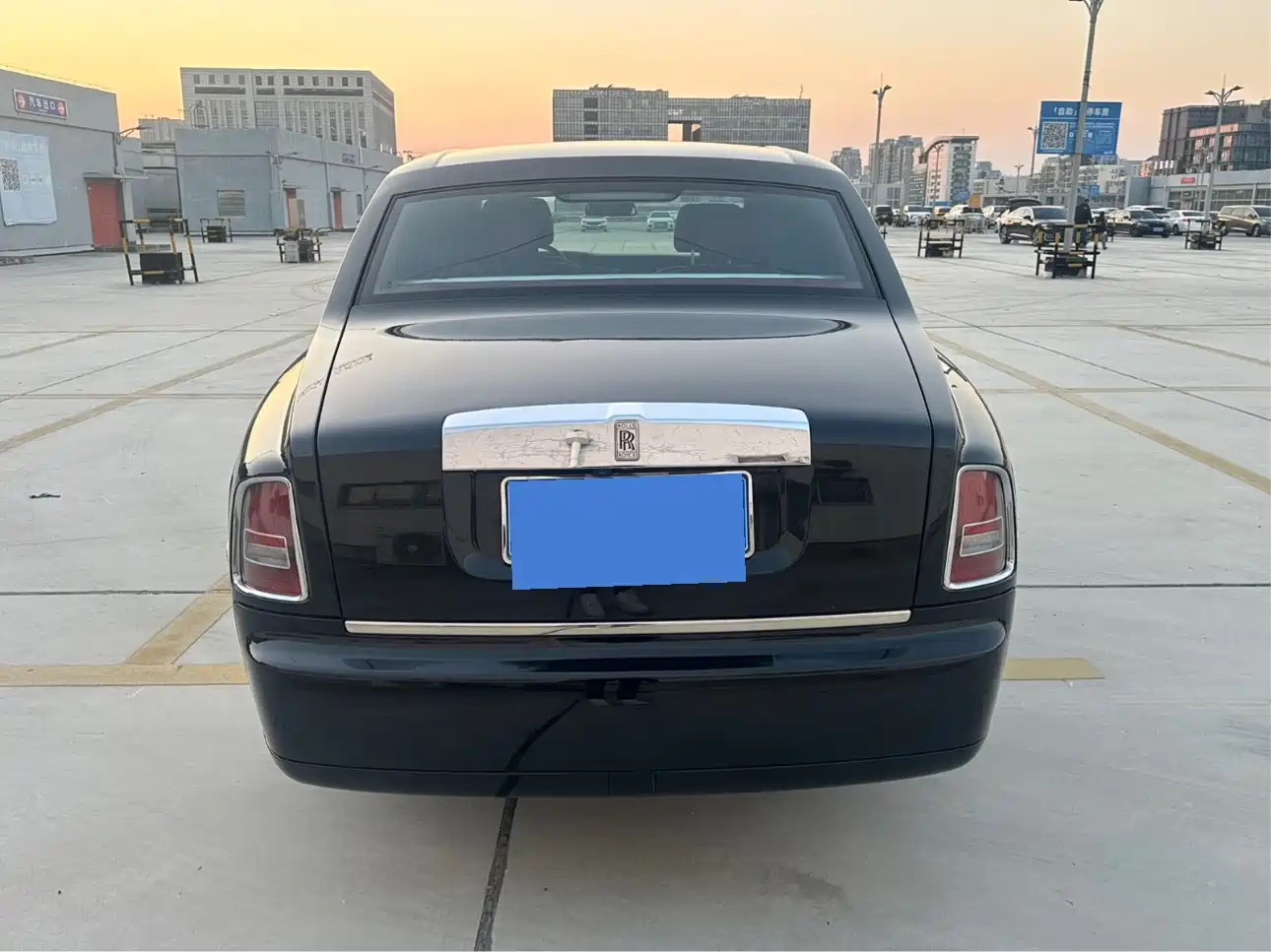 Фото 11 - Rolls-Royce Phantom