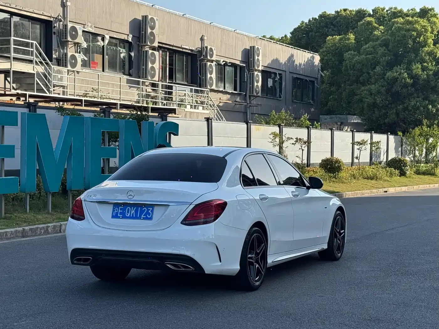Mercedes-Benz C-Class 2021 C 260 Starry Exclusive Edition фото 5