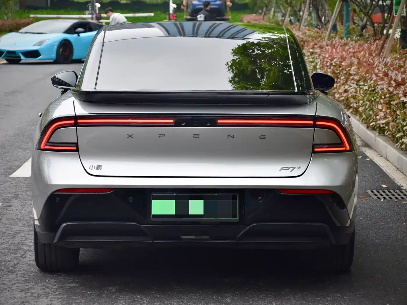 XIAOPENG P7+