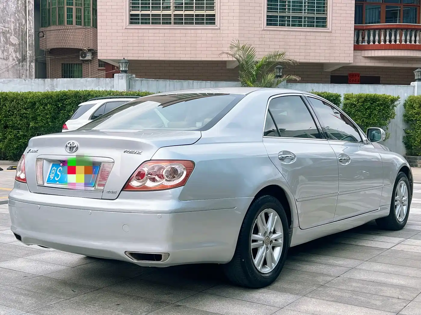Toyota Reiz 2007 2.5S Leather Sunroof Edition фото 4