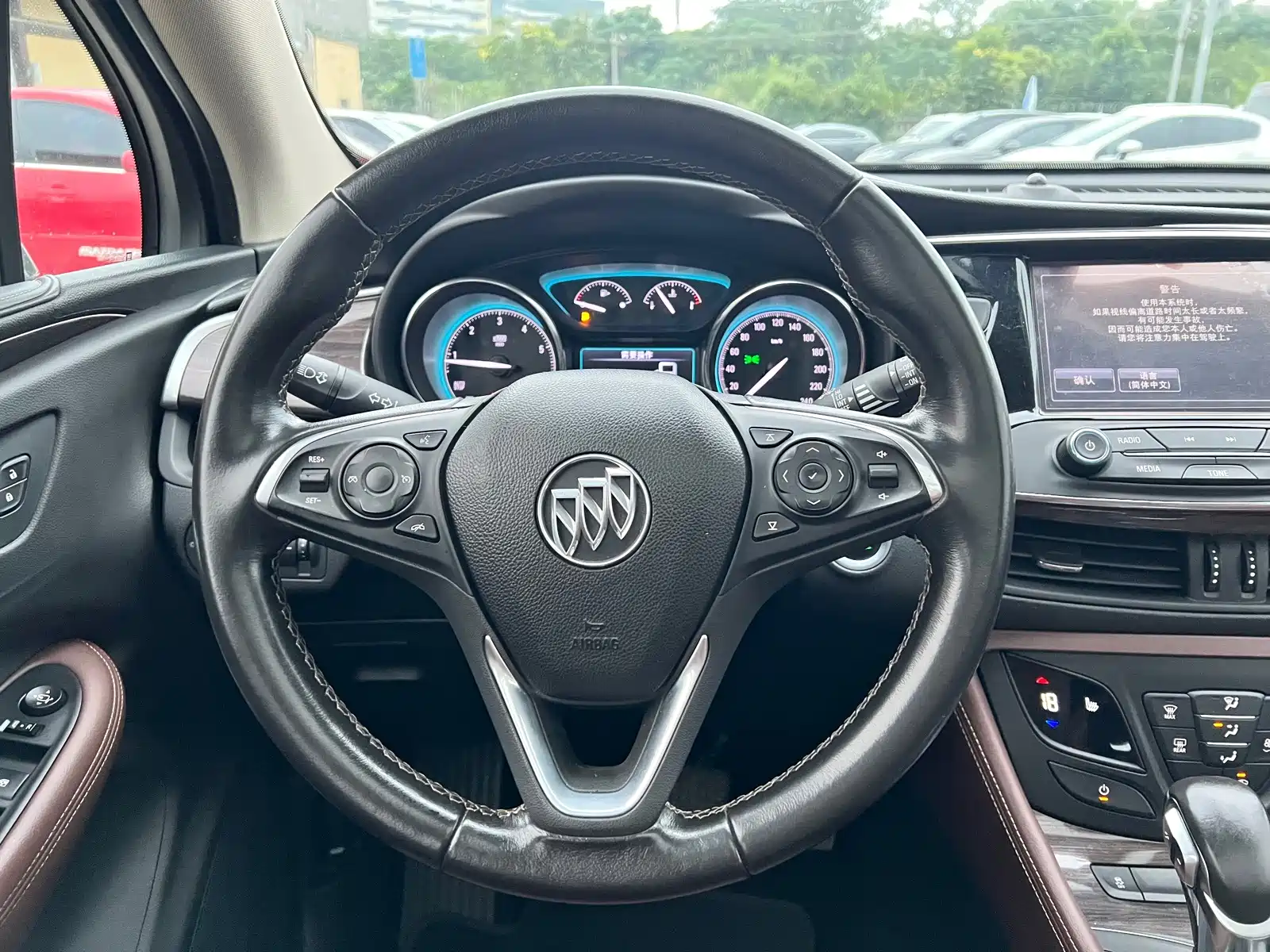 Фото 7 - Buick Envision Plus